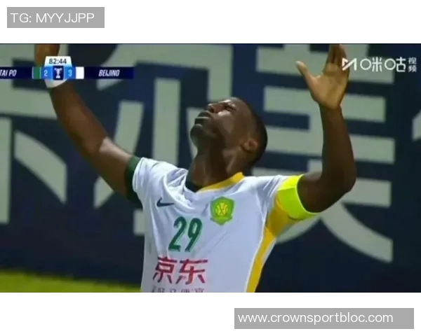 国安球员半场后展现斗志防守问题依旧是最大短板